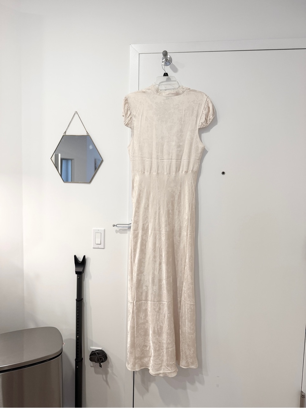 New Rumored Ivory Jacquard Portofino Maxi Dress Large - Picture 8 of 8